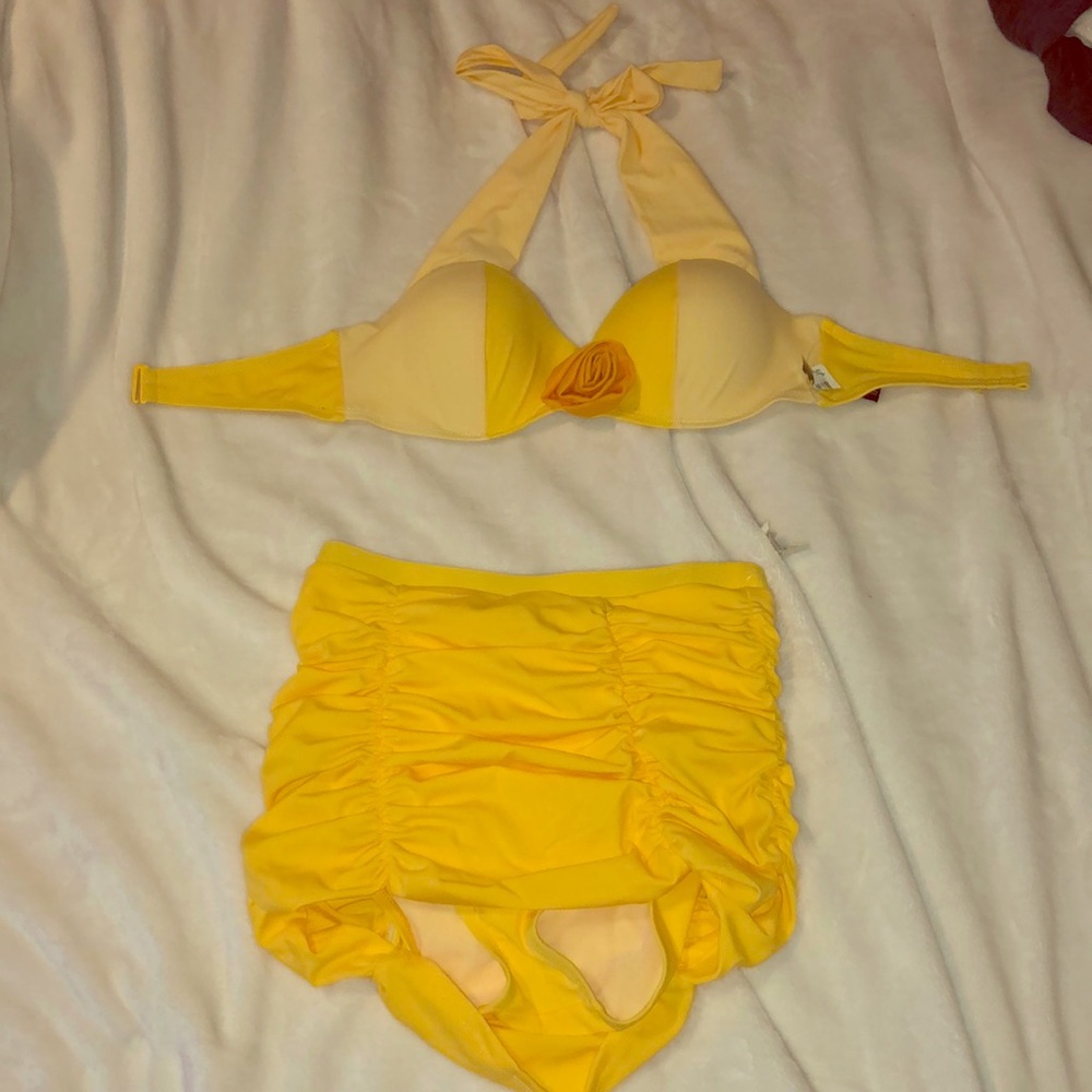 Belle baiting suit